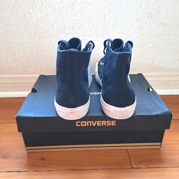Converse - Picture 4 of 5